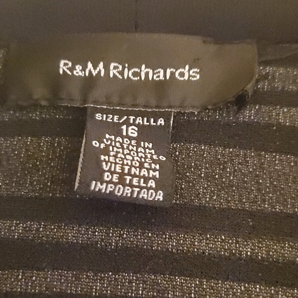 Size 16, R&M Richards dress. - Picture 3 of 6